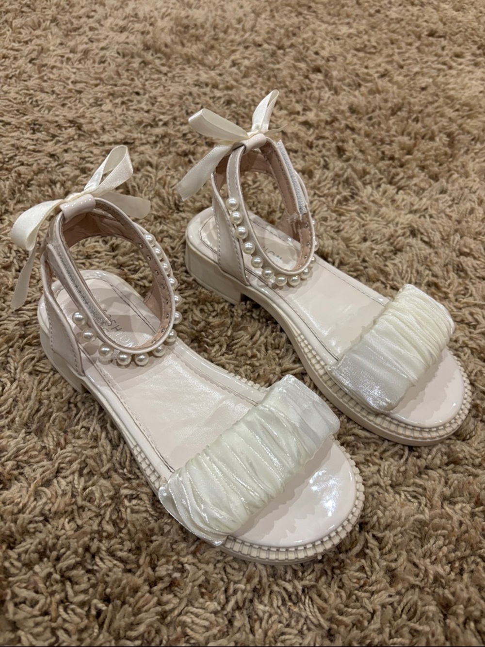 Girls Off-White Flower Girl Wedding Shoes Size 2 / 2.5 Beads/Bows/Satin